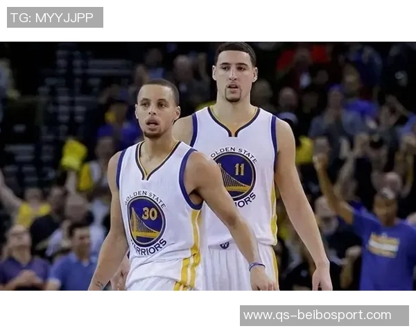 库里生涯再创佳绩12记三分领衔克莱与其他球员共计五次精彩表现