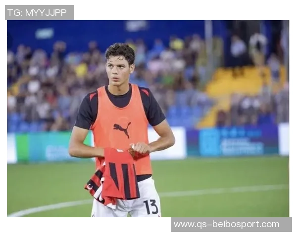 米兰小将杜图加盟布加勒斯特迪纳摩米兰可获50二转分成