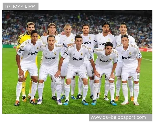 皇马留守8名一线队球员与卡斯蒂亚队员共同训练提升默契 皇马留守8名一线队球员与卡斯蒂亚队员共同训练提升默契